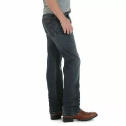 Wrangler Boys Retro Jeans (Sizes 1T - 7) - 88JWZJM 7 Wrangler Boys Retro Jeans (Sizes 1T - 7) - 88JWZJM -Western Wear Shop Boy s Wrangler Retro Slim Straight Jeans 88JWZJM S 3